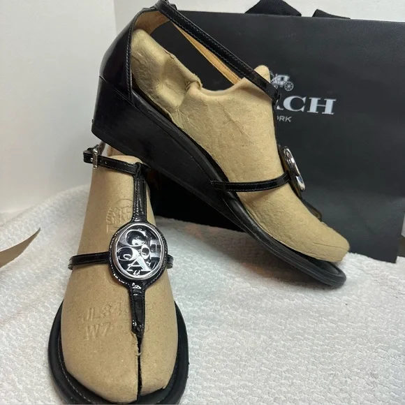 Coach Black Sandals with Silver Accent COACH - Picture 4 of 16